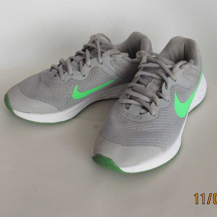 Кросівки Nike Revolution 6 35.5р.