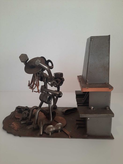 Estátua Hina & Kunst