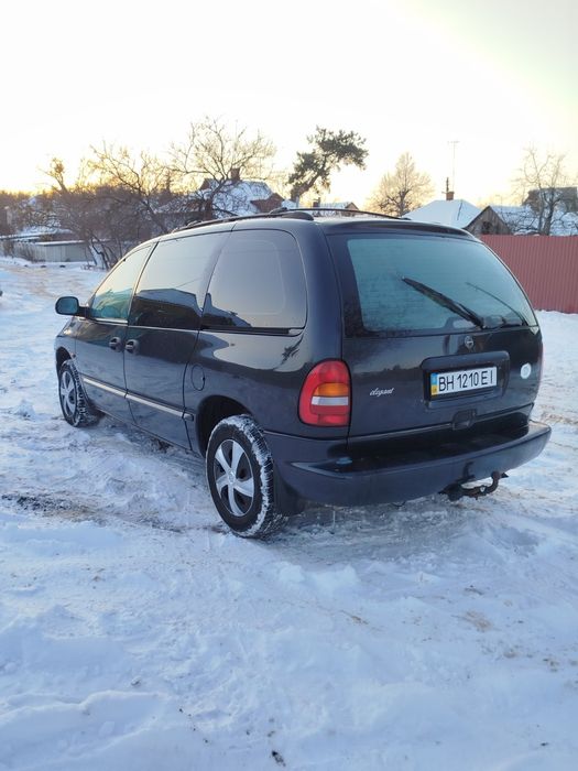 Продам минивэн Dodge Ram 2,5дизель!