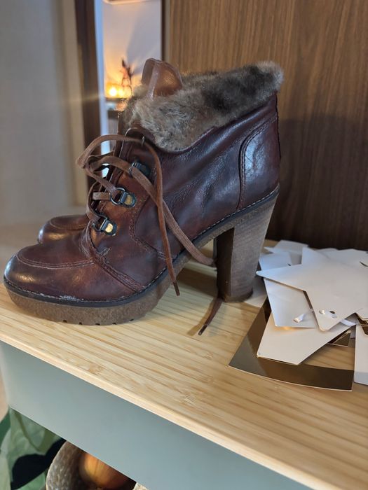 Botas MINELLI - pele - tamanho 37