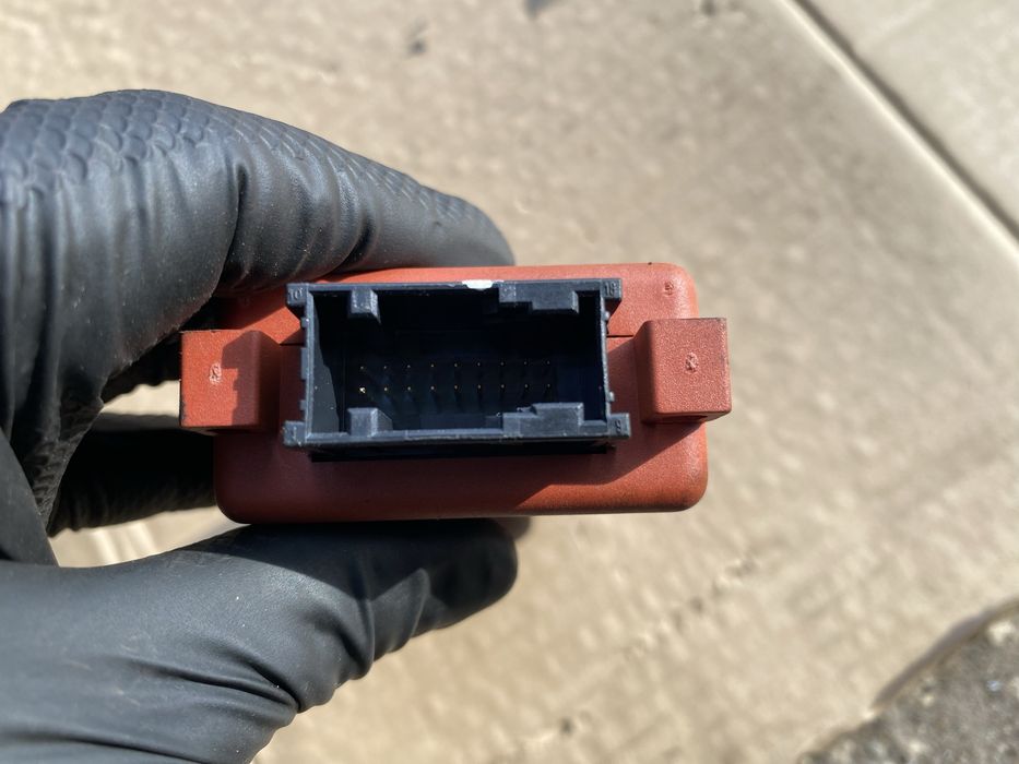 Audi a4b6 modul telefonu