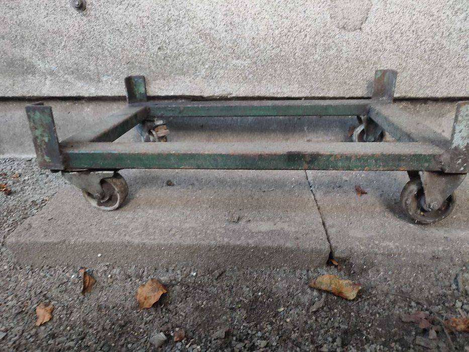 wózek transportowy na kółkach 65x41x14