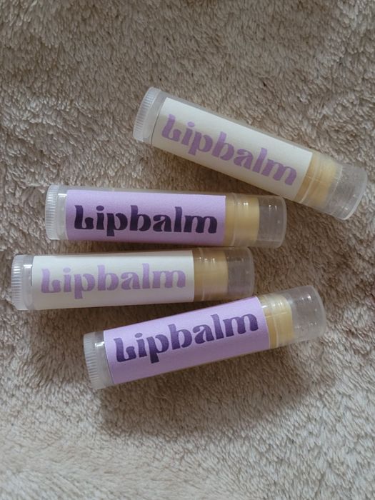 Бальзам для губ, помада натуральна