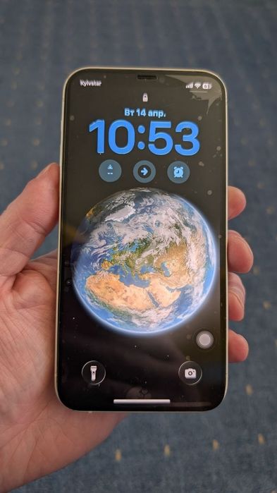 Iphone 12 на 64гб,рабочий.