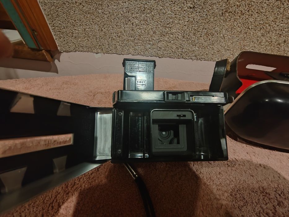 Analogowy aparat Kodak instamatic 100