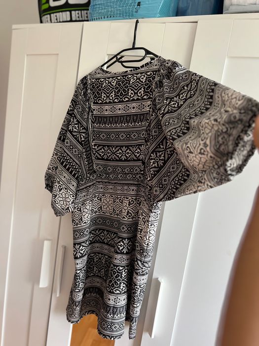 Lekka letnia sukienka H&M