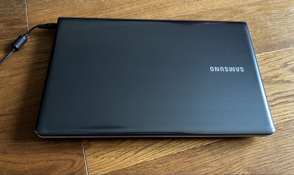 Laptop Samsung 350V5C i3-2370M/8GB/500