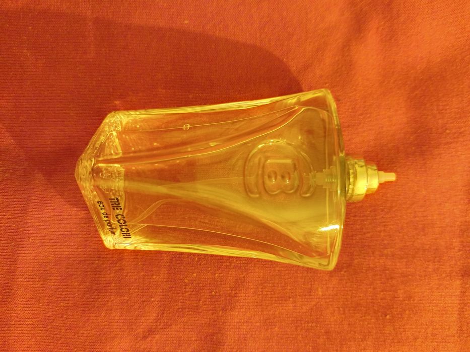 Туалетная вода ,парфюм женский бутылке Dupont