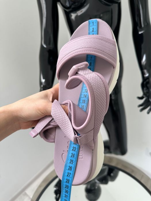 Женские тренд босоножки на липучках Skechers D'Lux Walker 38/39/40/41р