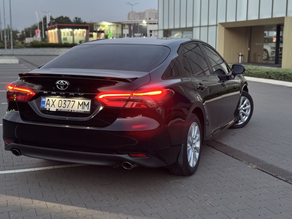 Toyota camry 70