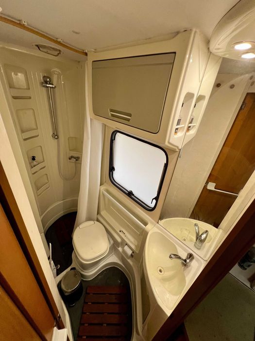 Autocaravana Fiat Ducato 2.8JTD Roller Team Corfu 235 **Nacional** 6 Lugares de viagem