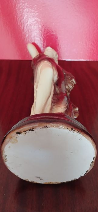 Статуетка дівчини 52 см