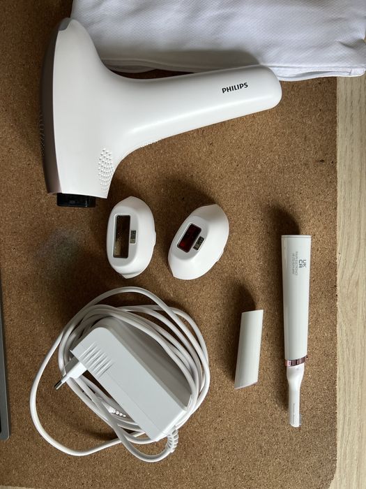 Depilator laserowy PHILIPS LUMEA BRI921 + 2 NASADKI + ETUI + TRYMER