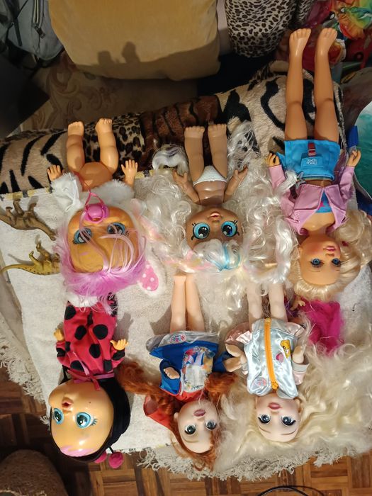 Nancy T 2939 10original com varios bonecos varios