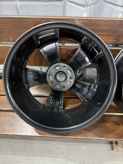 99 VA Литые диски Skoda Octavia A7 5/112 R17 et41