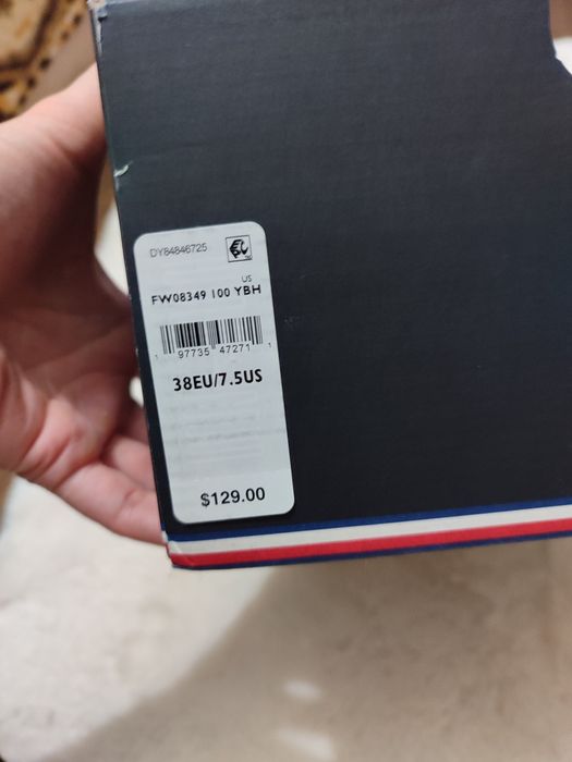 Шкіряні кросівки оригінал Tommy Hilfiger оригінал