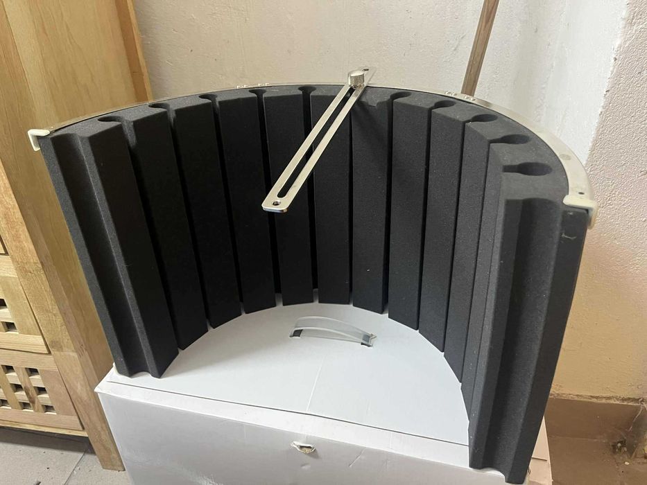 mobilny ekran izolacyjny do mikrofonu OMITRONIC AS-01