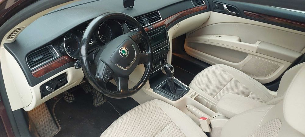 Skoda Superb 1,8 II Super Stan!