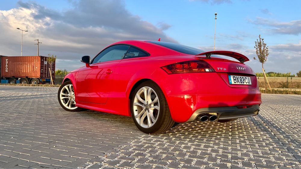Audi TTS 2.0 TFSI 272cv quattro Manual