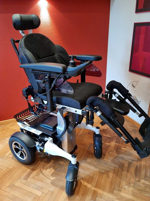 Elektryczny wózek inwalidzki De Luxe