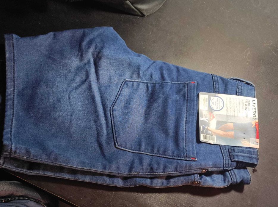 calções de ganga novos