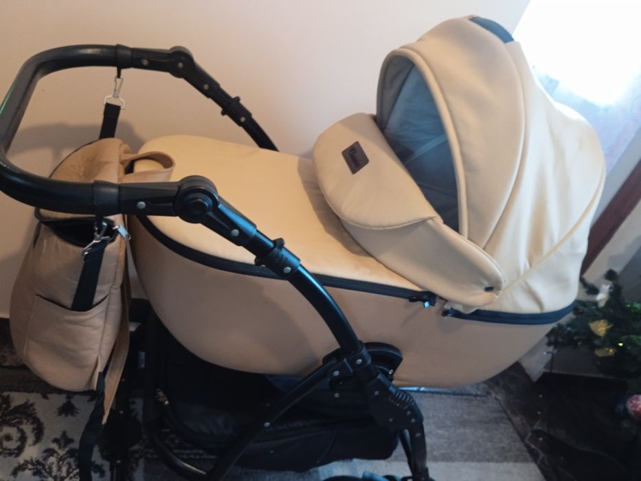 Продам коляску 2в1