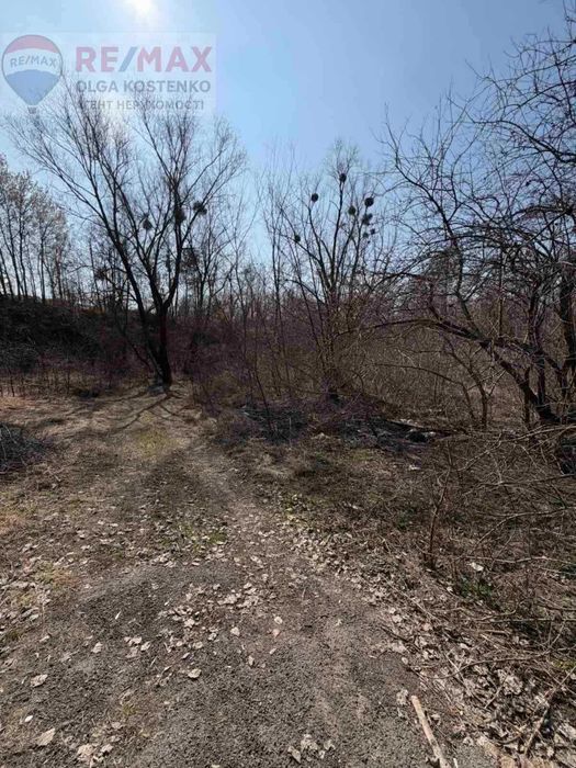 Продаж земельних ділянок