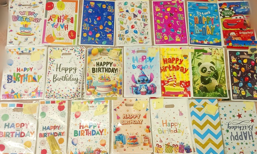 Пакетики подарункові фасовані /свято/фасовка/