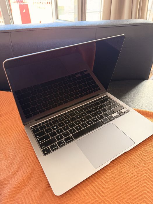 Macbook - M1 AIR
