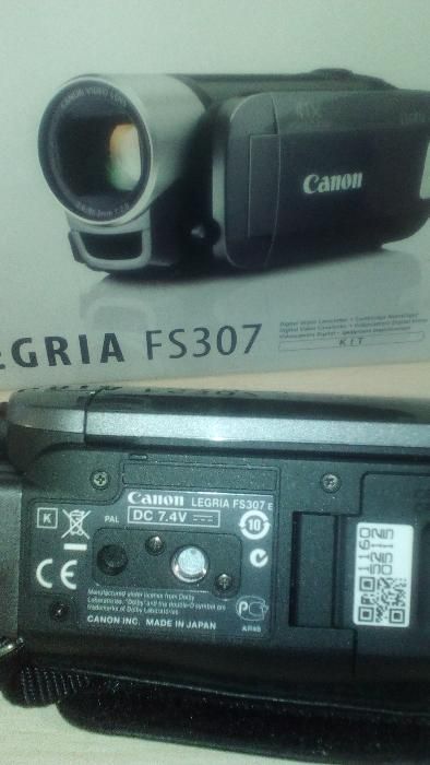 Видеокамера Canon