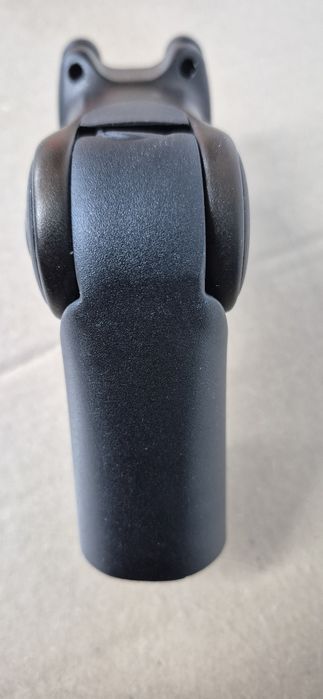 2. Mostek regulowany 65mm.