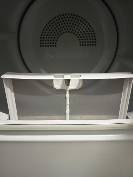 Vendo máquina de secar roupa,usada em bom estado