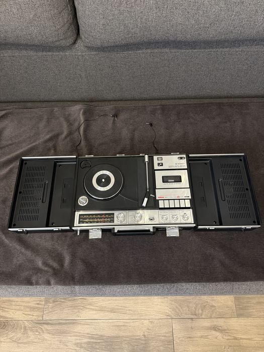 Музичний центр Sanyo g2612n