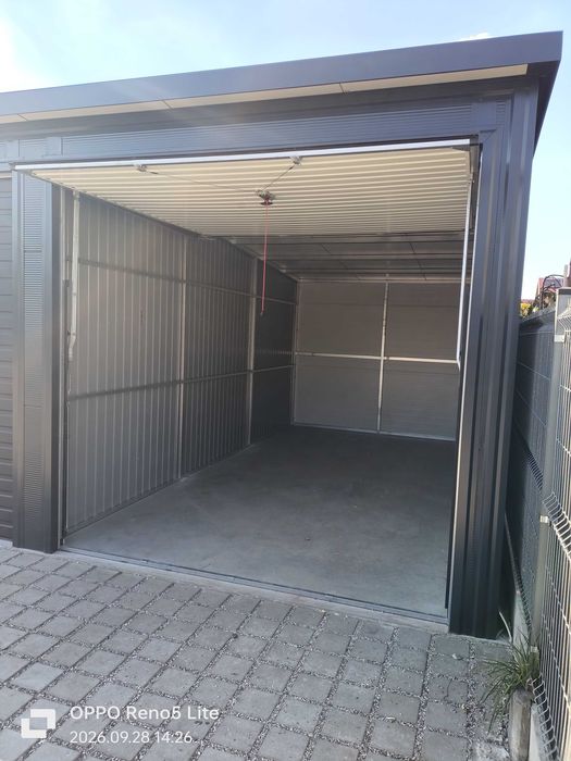 WYSOKI BOKS GARAŻOWY / MAGAZYNOWY 18 m² – BRAMA 2,50 M / Tomaszów Maz. / ul. Cegielniana
