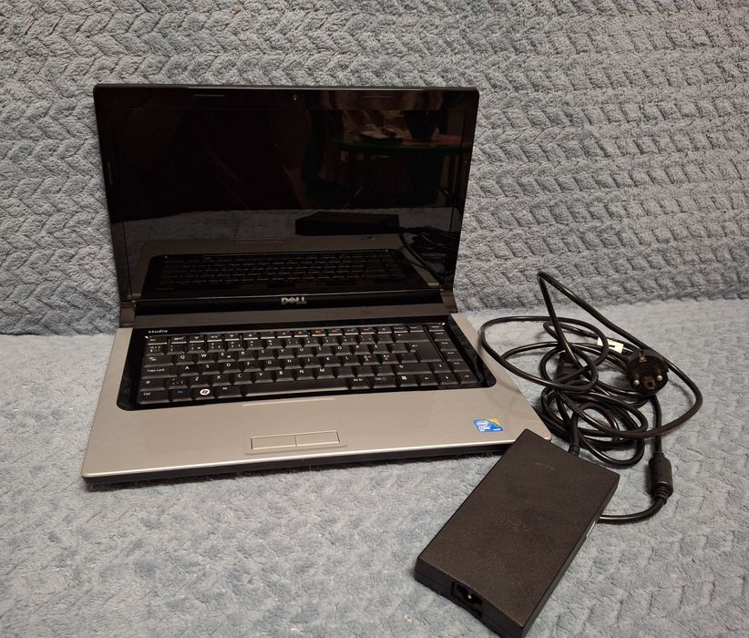 Laptop Dell Studio 1555