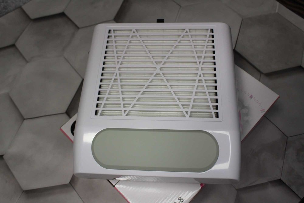 Стартовий набір для майстра манікюру Фрезер 65w 45 000 об. Витяжка 80w