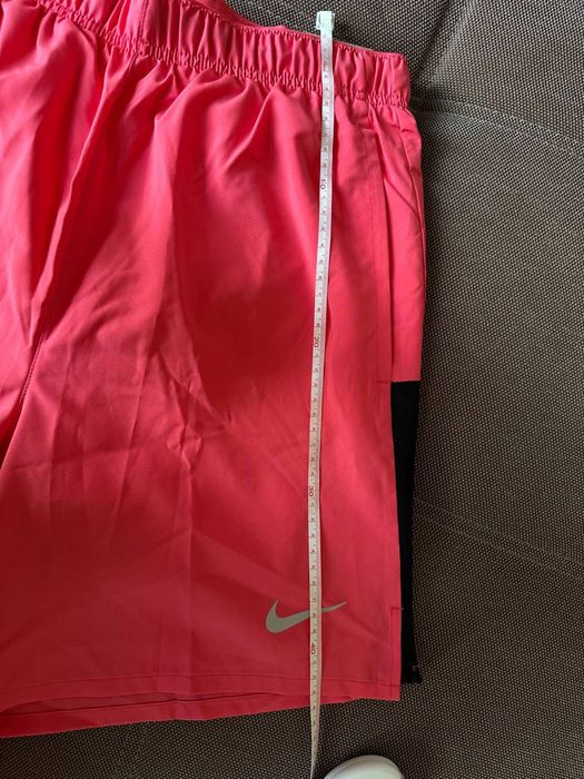 Нові чоловічі бігові шорти Nike Challenger Dri-FIT, S
