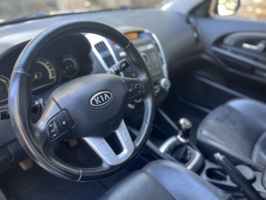 Kia Ceed SW 1.6 - CARRINHA - Hist. Manutenção Completo