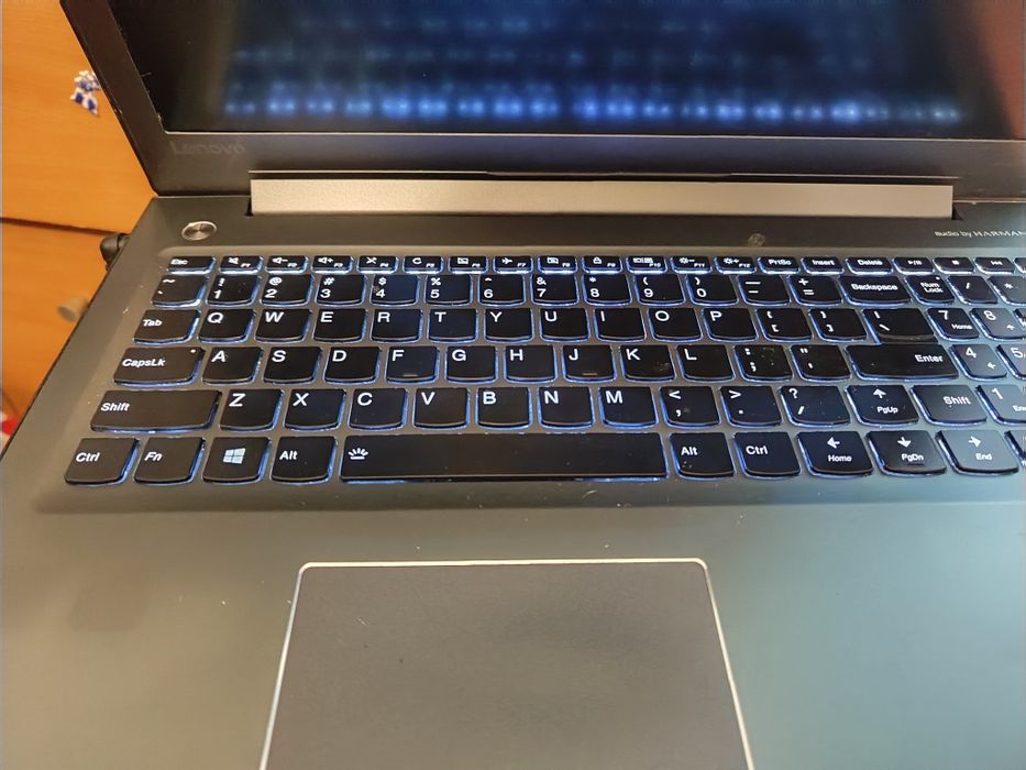 Lenovo Ideapad 320-15/i5 7200/8GB RAM/GeForce 940 4 GB
