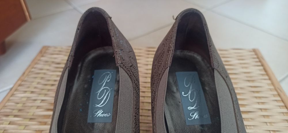 Sapatos em pele  38