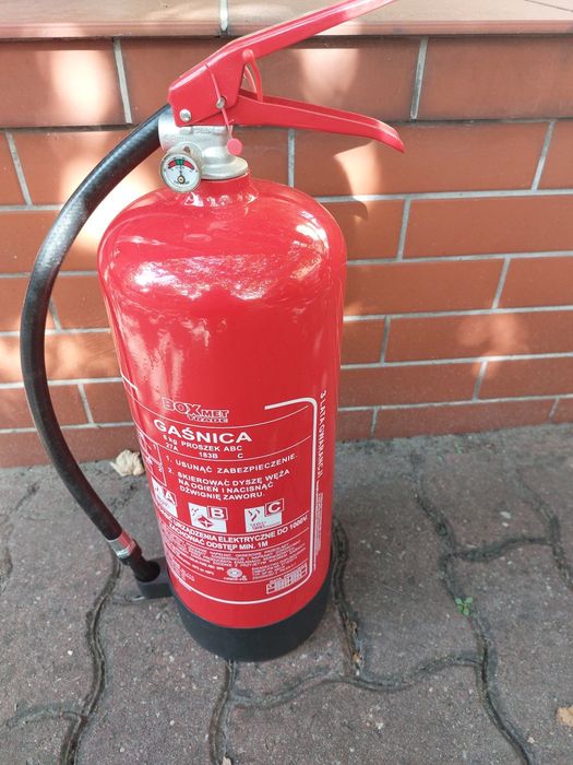 Gaśnicq proszkowa