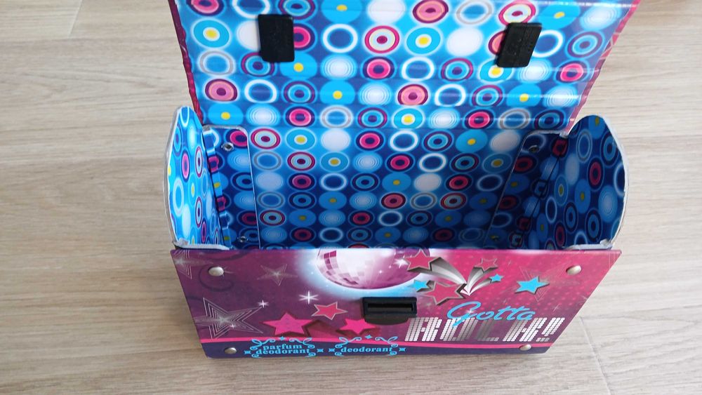 Kuferek Hannah Montana