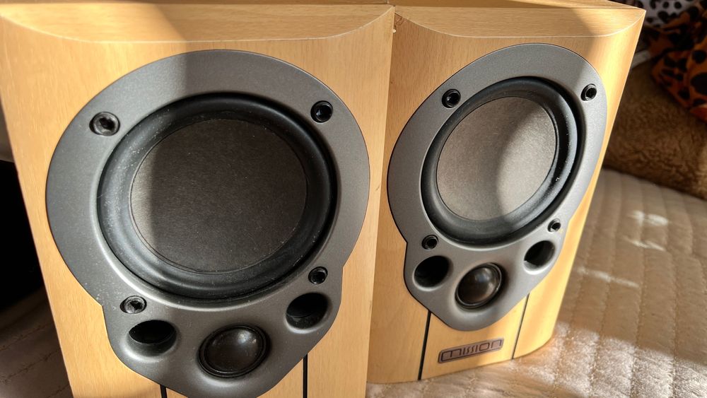 Monitory studyjne Mission M30i