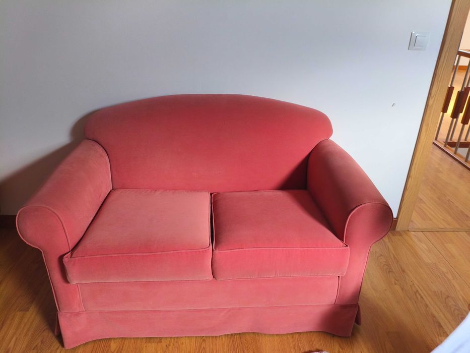 Sofá 2 lugares Rosa