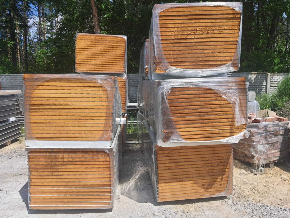 Płyty warstwowe, ścienne, dachowe, obornickie