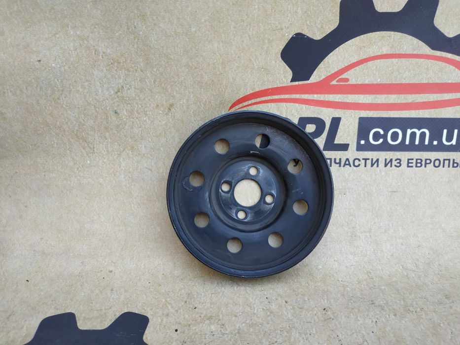 Suzuki SX4 2006-2013 шкив водяного насоса помпы оригинал в наличии