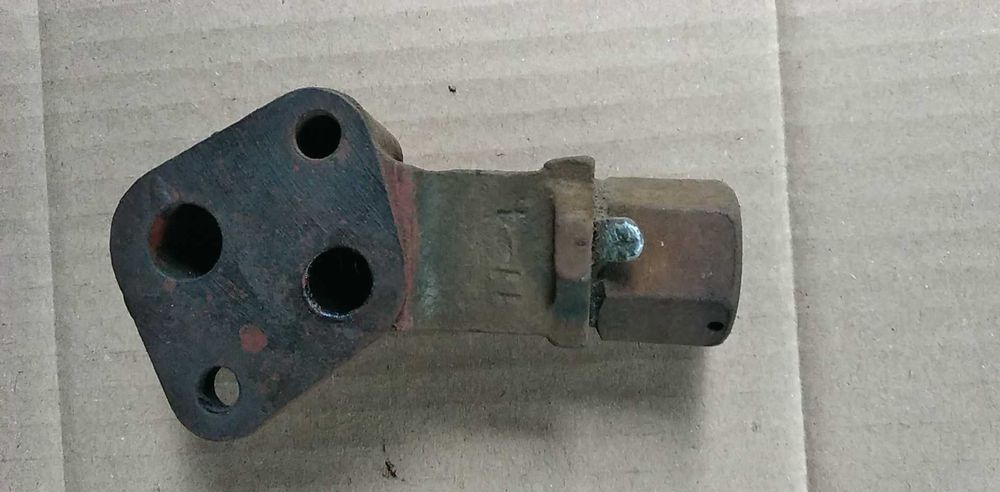 Редукционный клапан Д-144 к трактору Т-40.