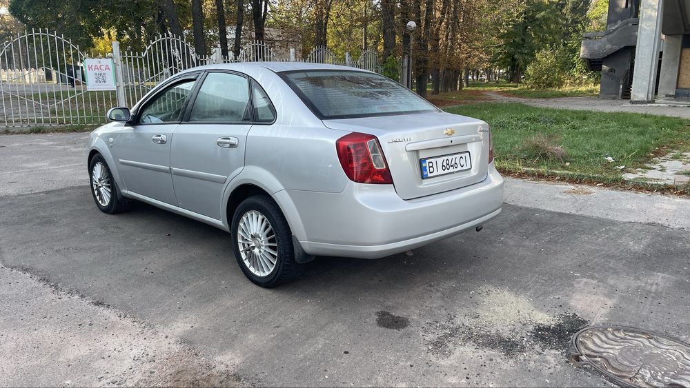 Продам Chevrolet-Lacetti