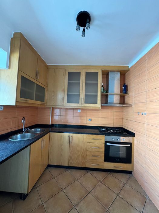 Arrenda-se APT T3