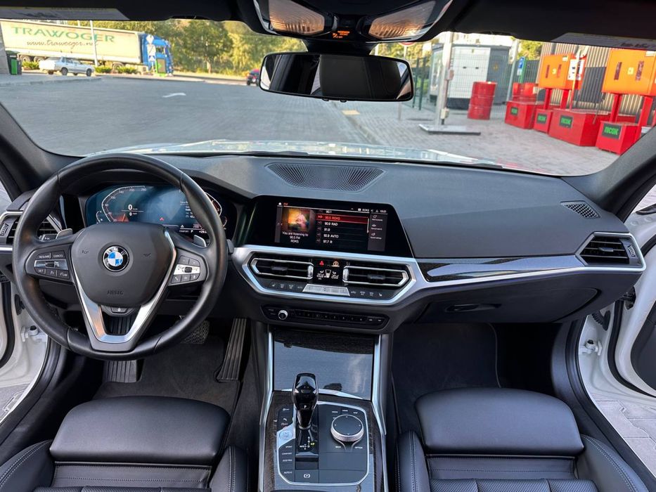 BMW G20 330 2021